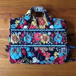 Vera Bradley Hanging Travel Organizer